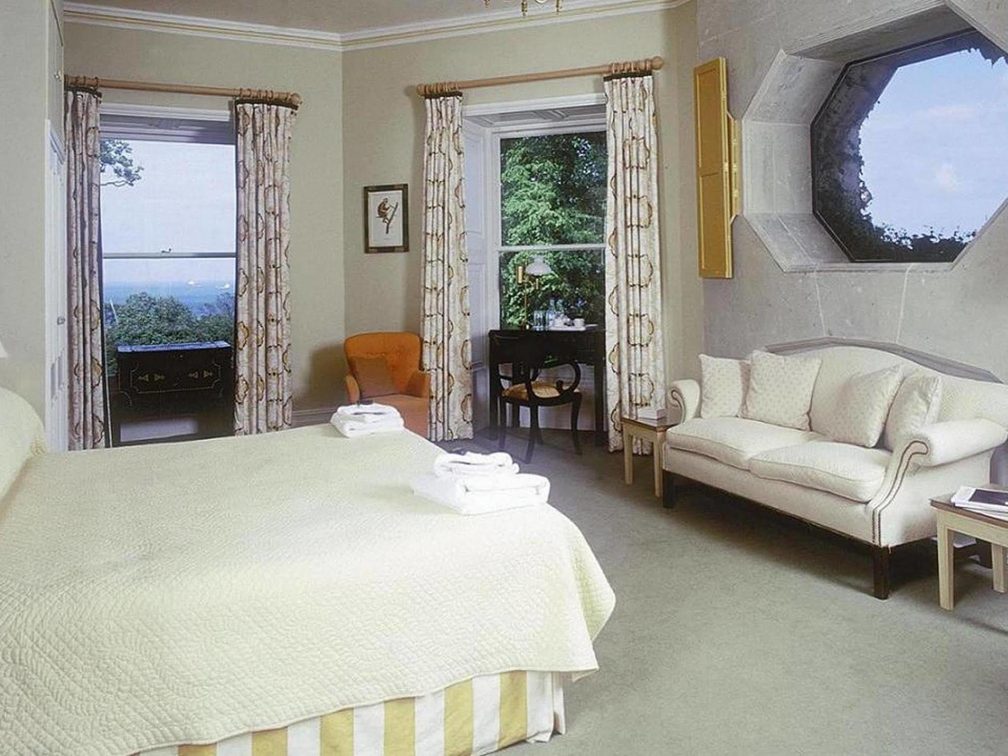 Priory Bay Hotel Seaview Habitación foto